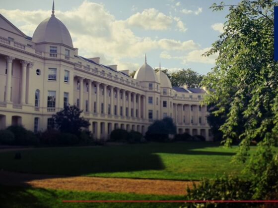 London School Of Business- Essays And Important Dates
